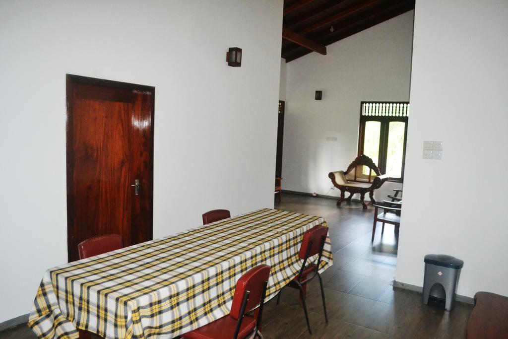 My Place Hikkaduwa Bagian luar foto